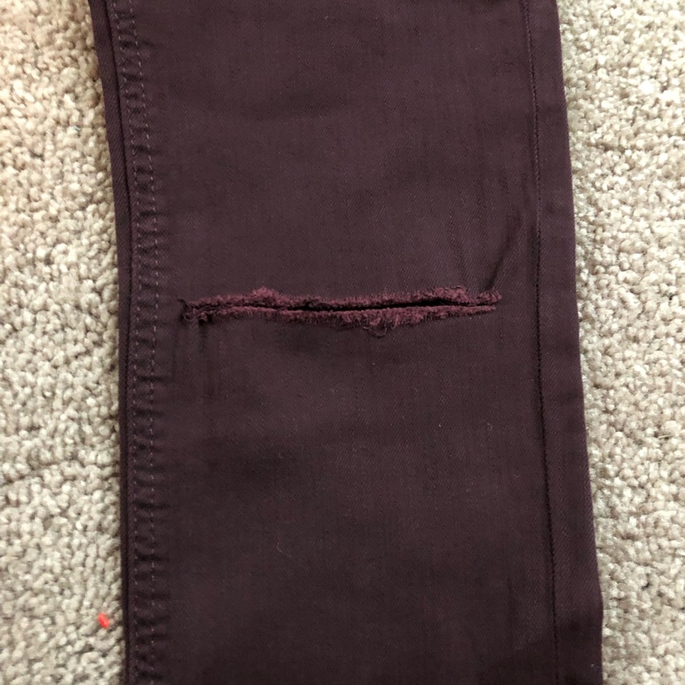Distressed jean - Picture 4 of 6